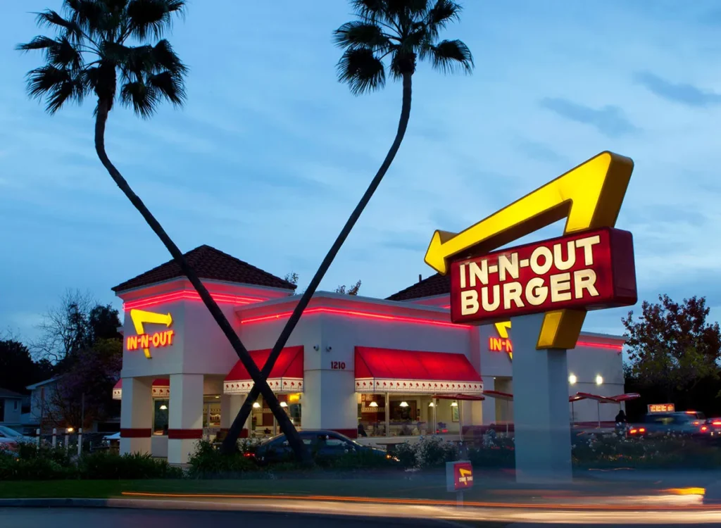 in-n-out-burger-restaurant